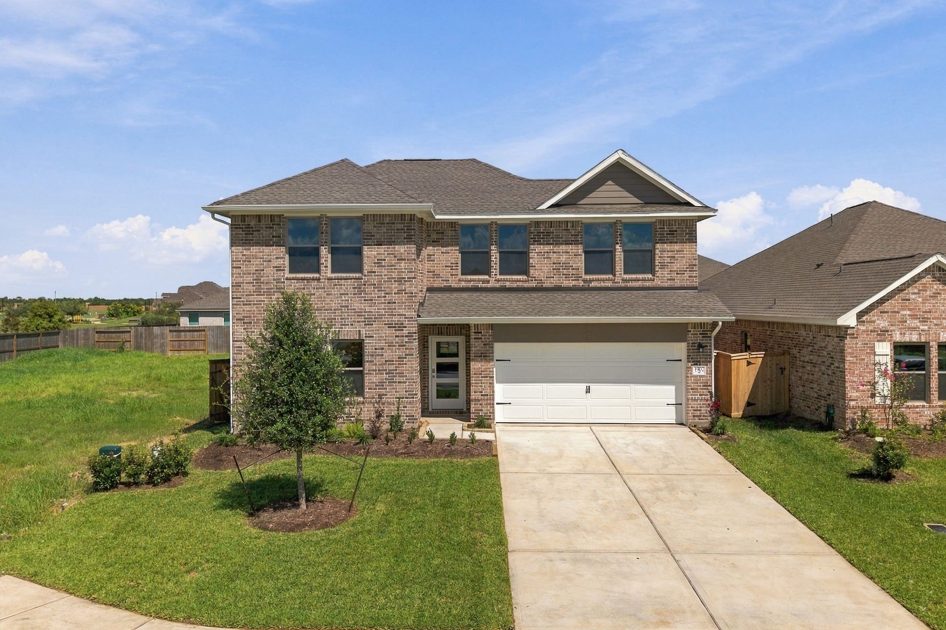 1907 Starlight Street Angleton, TX 77515 - Photo 30 of 37 Gallery Image 30