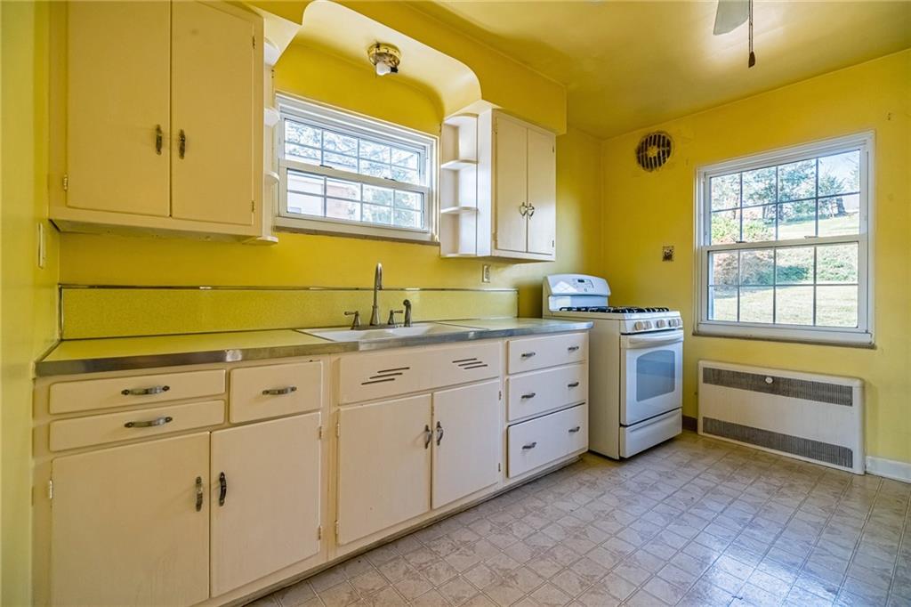 4106 Mt Troy Road Pittsburgh, PA 15214 - Photo 12 of 25 Gallery Image 12