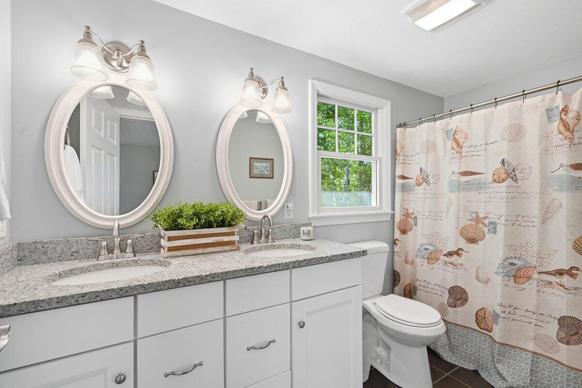 202 Quaker Road Falmouth, MA 02540 - Photo 17 of 39 202 Quaker Rd-42