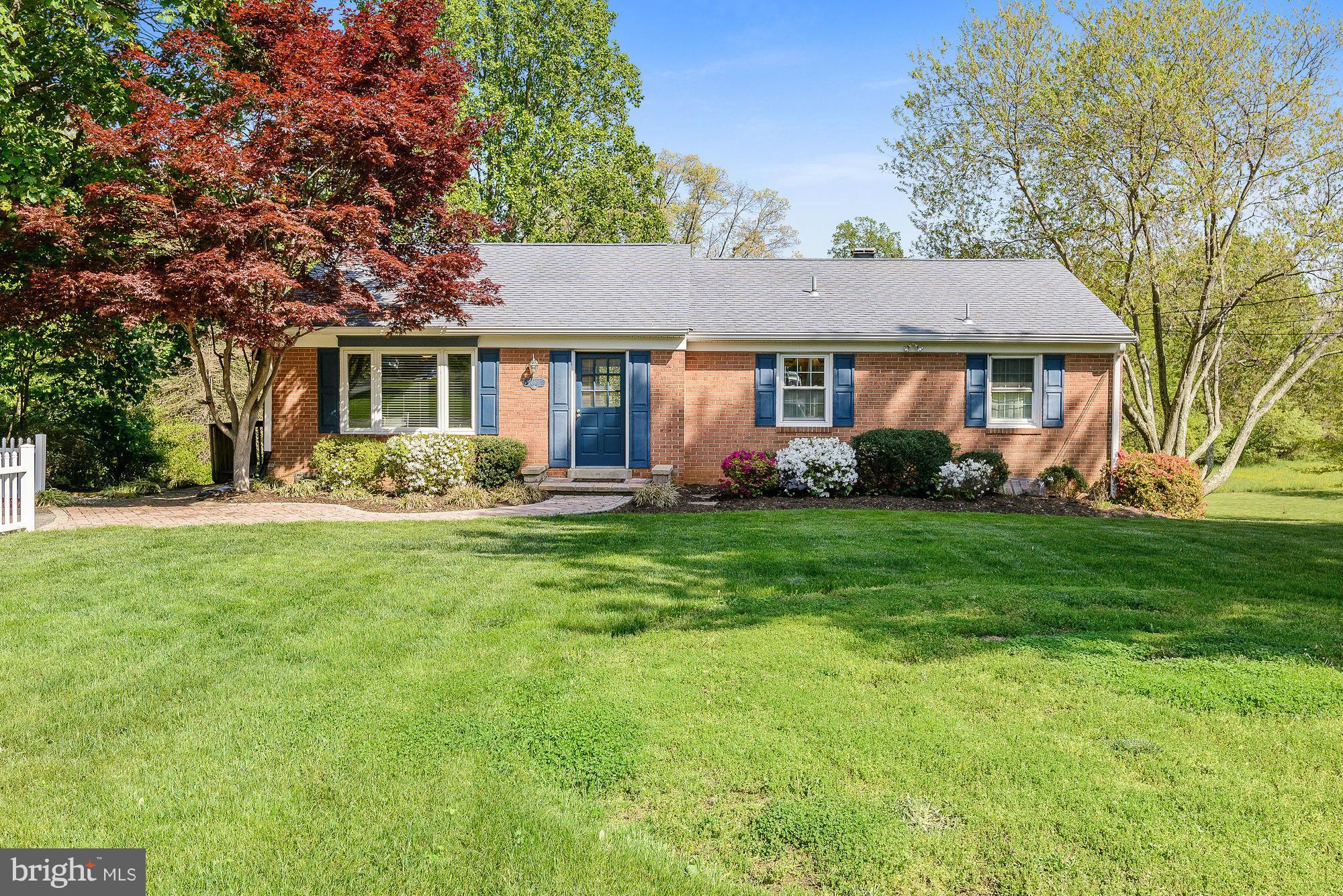 20901 Brooke Knolls Road Gaithersburg, MD 20882 - Photo 1 of 30 Exterior (Front)
