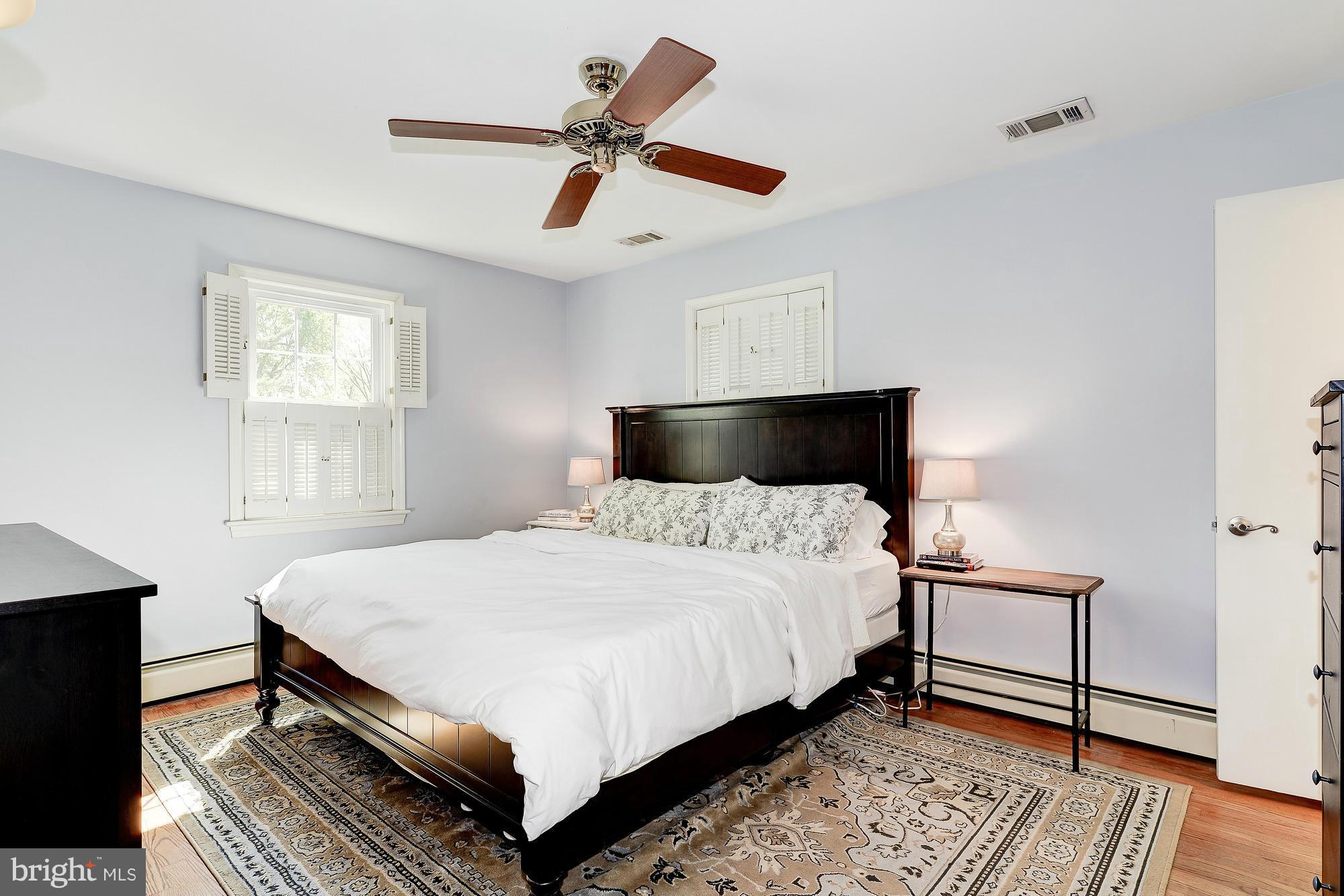 20901 Brooke Knolls Road Gaithersburg, MD 20882 - Photo 13 of 30 Bedroom (Master)