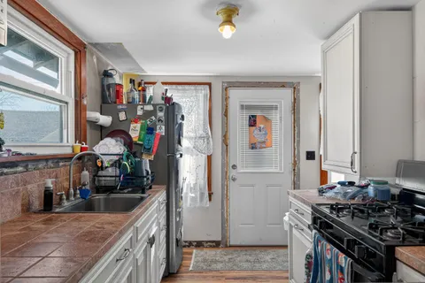 $150,000 | 930 East Wisconsin Street, Delavan, WI 53115