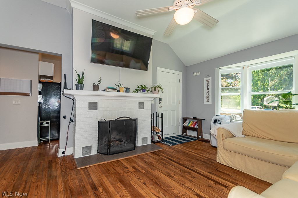 1625 Bell Road Chagrin Falls, OH 44022 - Photo 11 of 34 Gallery Image 11