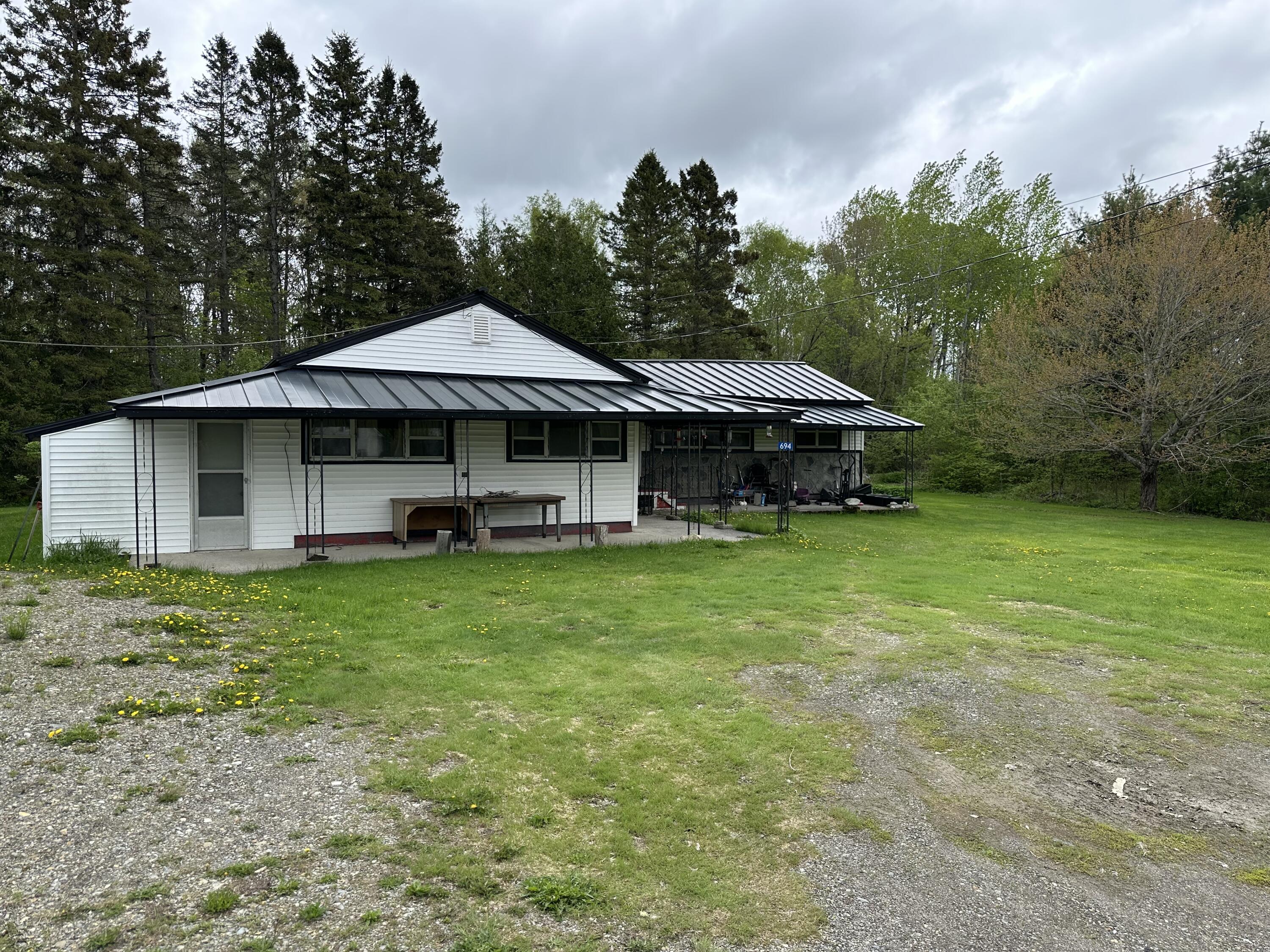 694 Calais Road Houlton, ME 04730 - Photo 5 of 27 IMG_7058