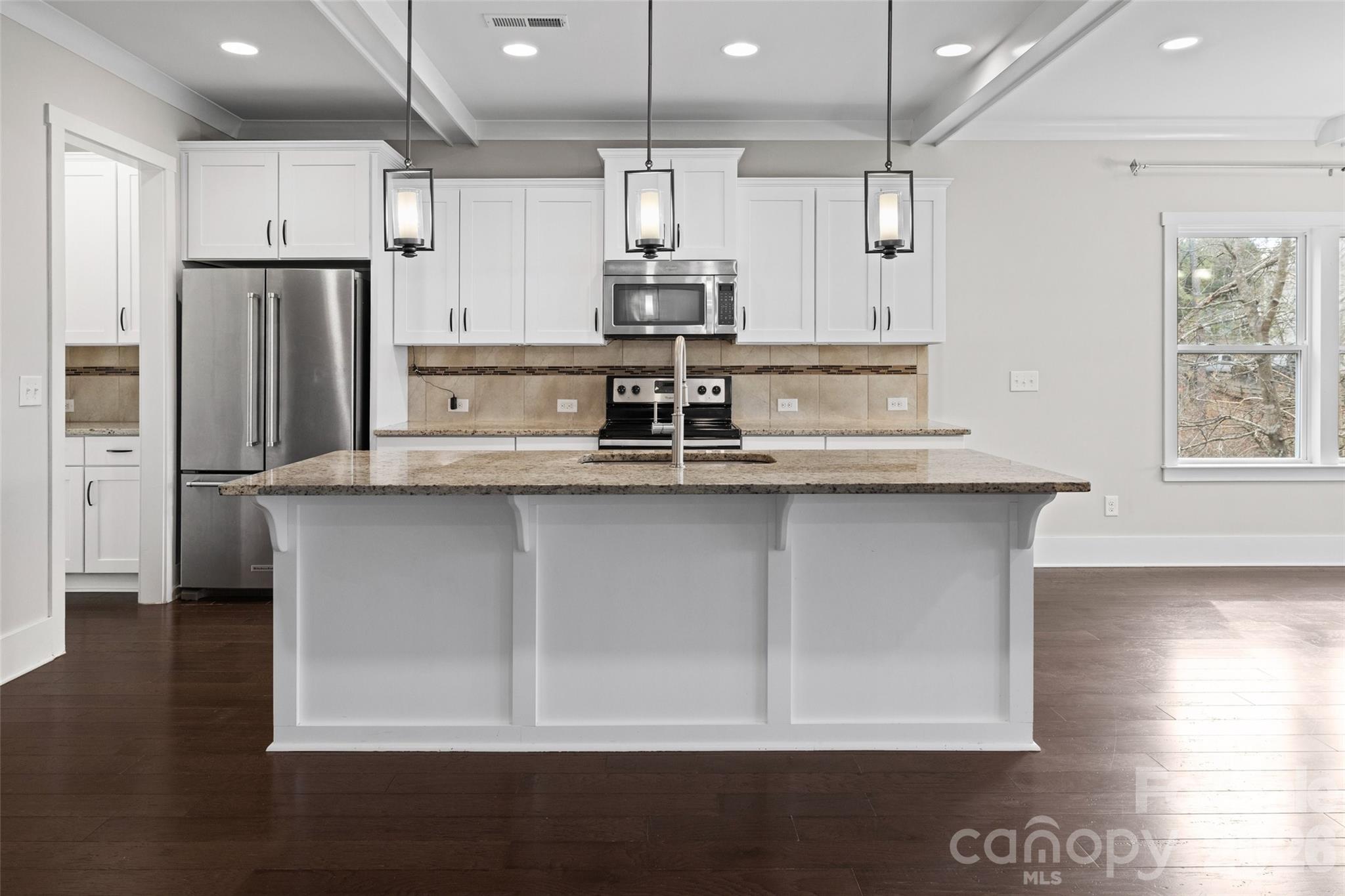 12039 Spinnaker Drive Tega Cay, SC 29708 - Photo 7 of 47