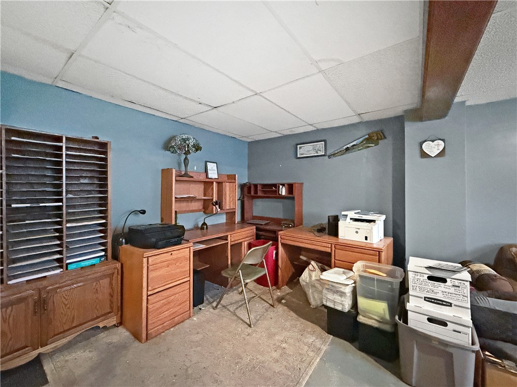 2567 Burgener Drive Decatur, IL 62521 - Photo 18 of 24 Gallery Image 18