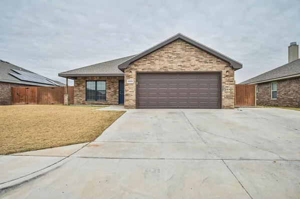 $1,900 | 8809 16th Street, Lubbock, TX 79416