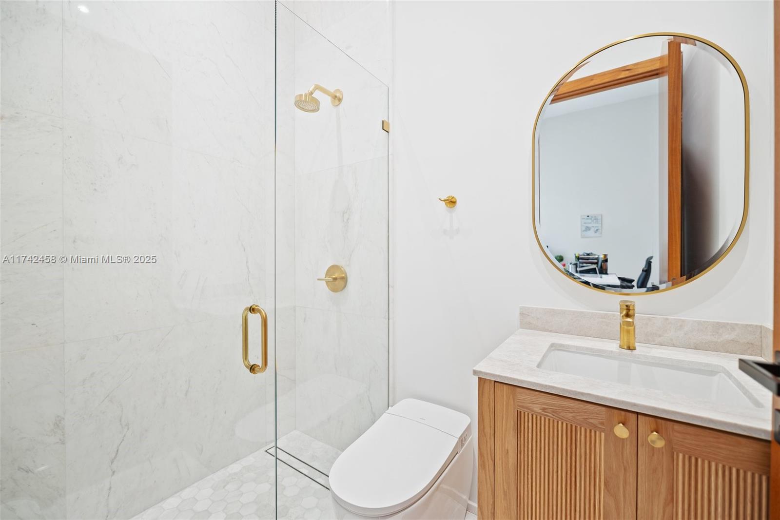 7775 Southwest 72nd Avenue Miami, FL 33143 - Photo 23 of 29 Office bathroom