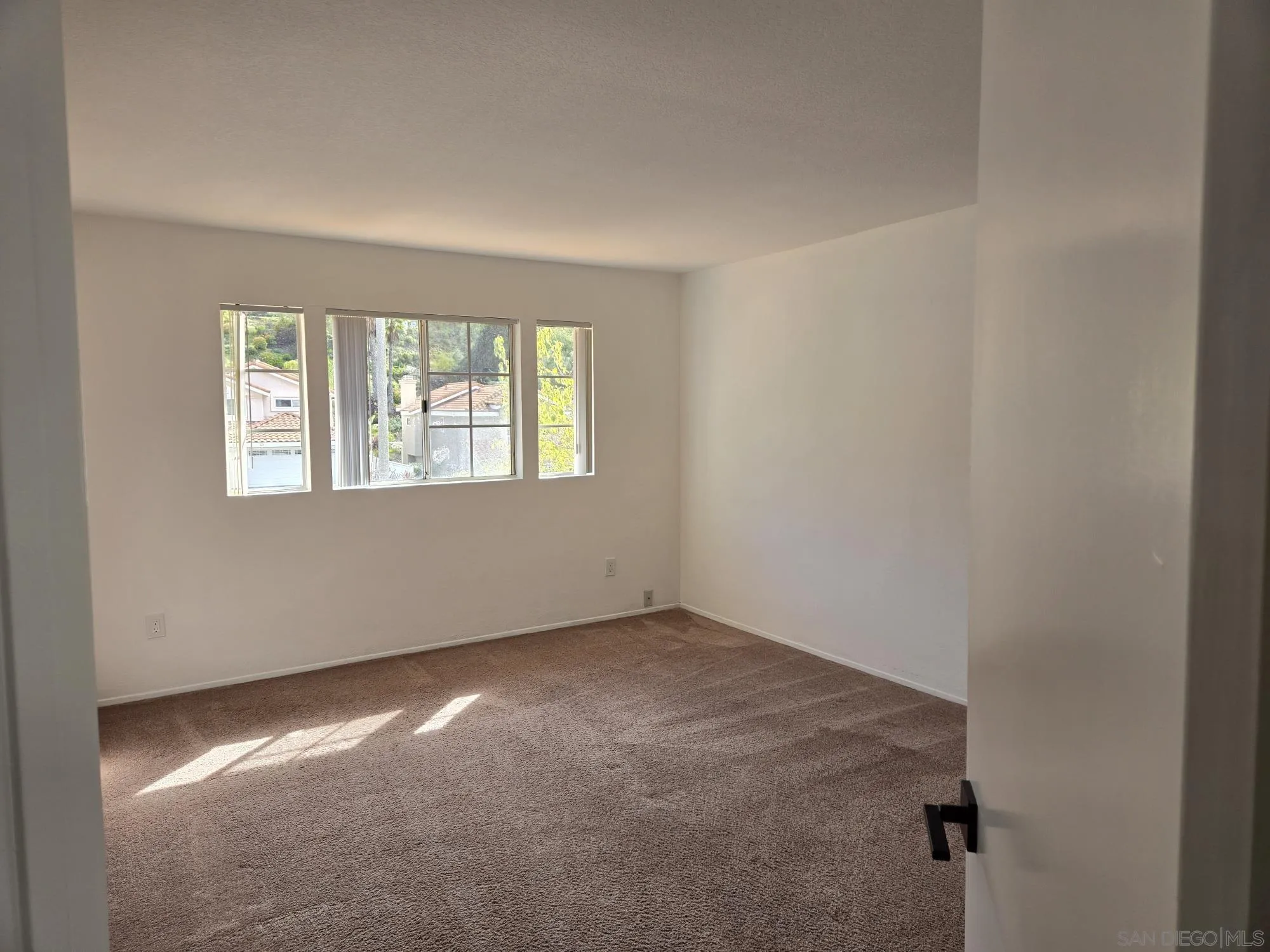 9480 Maler Road San Diego, CA 92129 - Photo 14 of 15