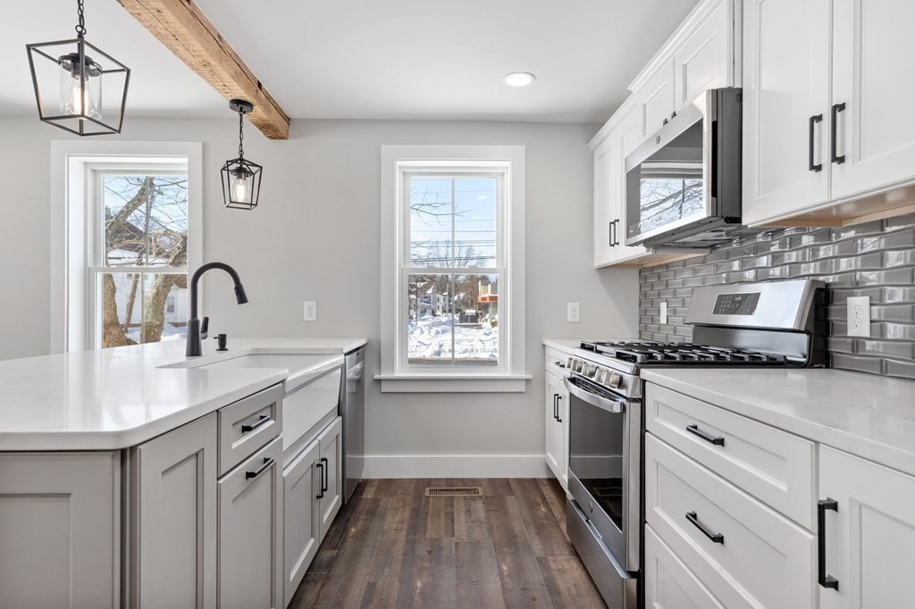 10 Lafayette Road Salisbury, MA 01952 - Photo 9 of 41