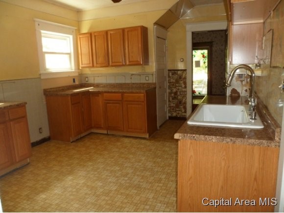 1014 North 1st Street Springfield, IL 62702 - Photo 10 of 12
