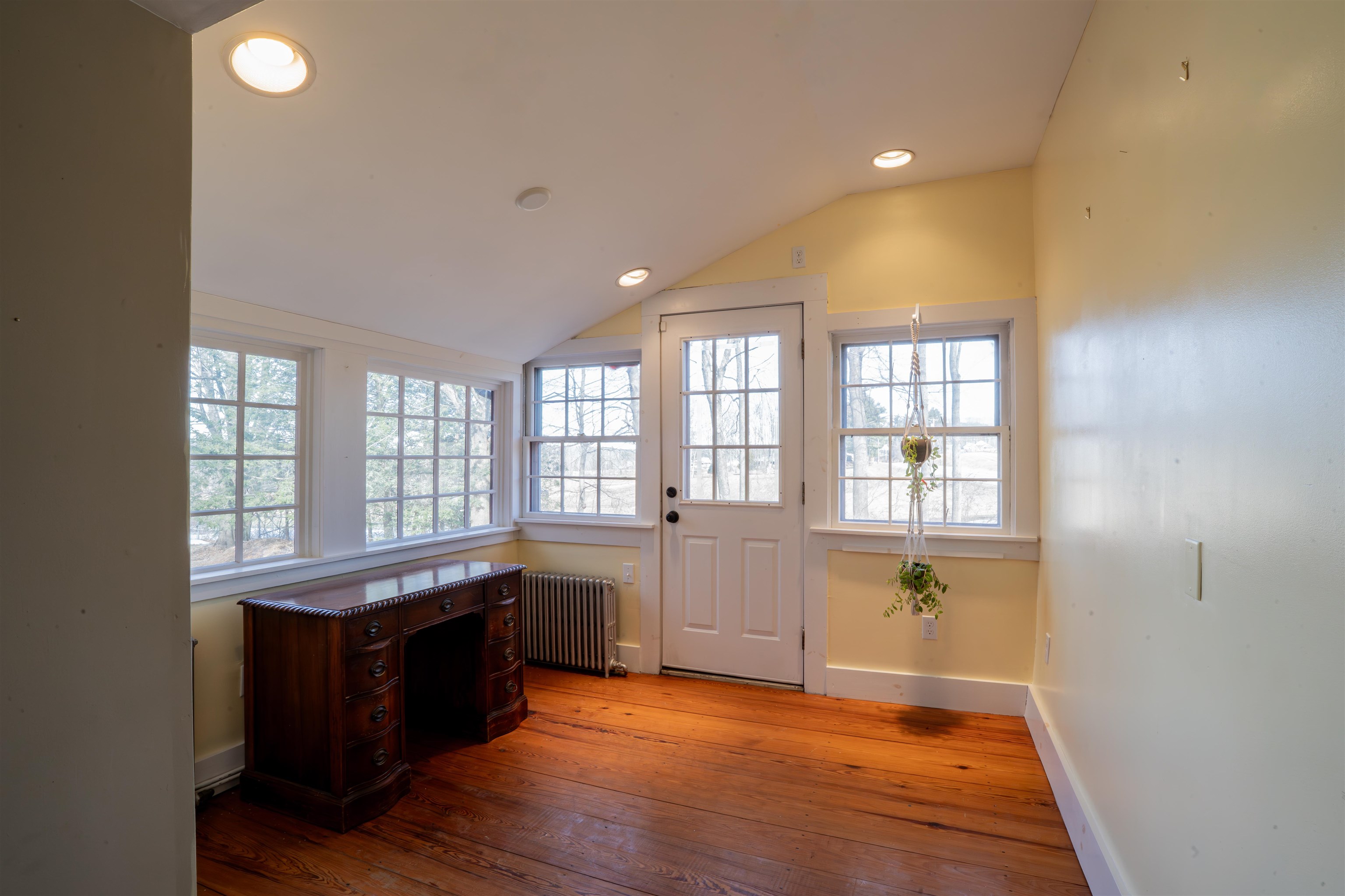 165 Dover Point Road Dover, NH 03820 - Photo 7 of 30