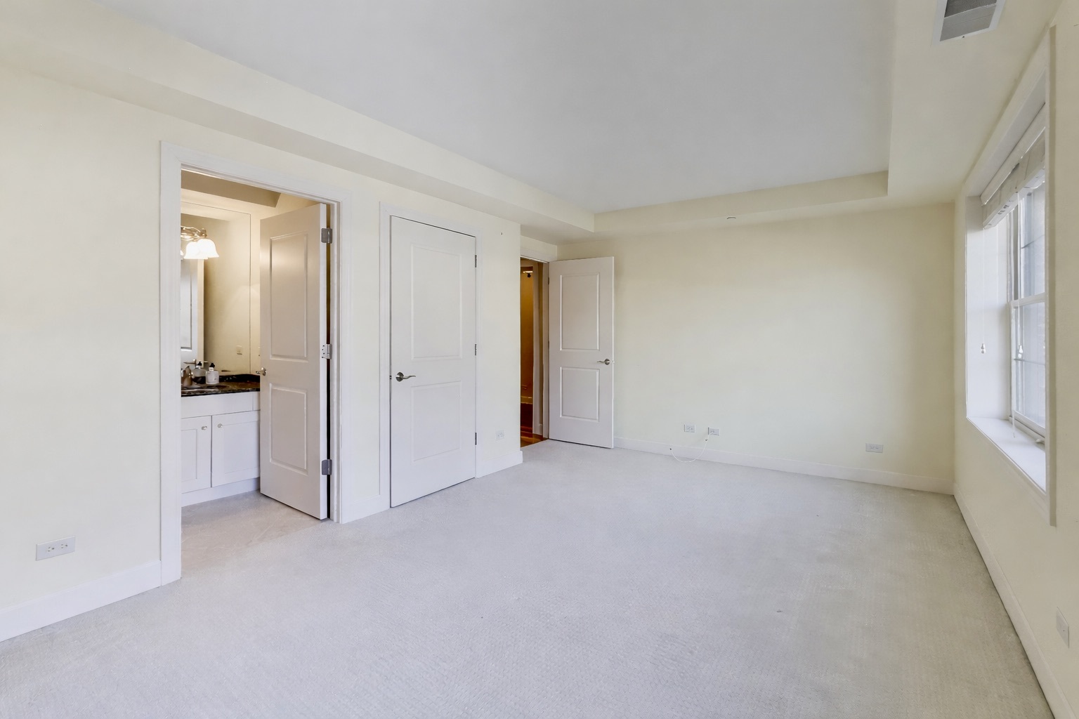 10 East Burlington Street, Unit 2C Riverside, IL 60546 - Photo 22 of 51