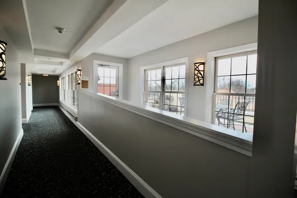 $649,000 | 10 East Burlington Street, Unit 2C, Riverside, IL 60546