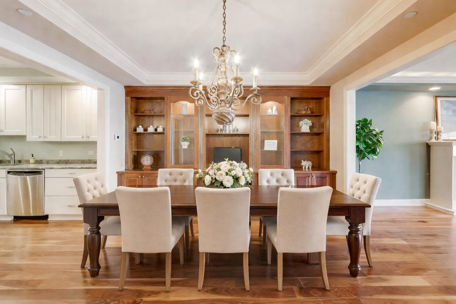 10 East Burlington Street, Unit 2C Riverside, IL 60546 - Photo 5 of 53