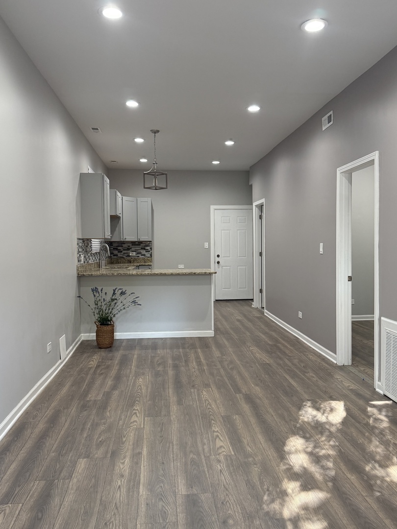 2812 South Trumbull Avenue, Unit 1 Chicago, IL 60623 - Photo 2 of 9