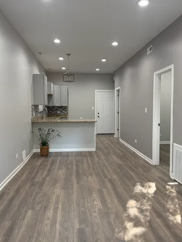 $1,650 | 2812 South Trumbull Avenue, Unit 1, Chicago, IL 60623