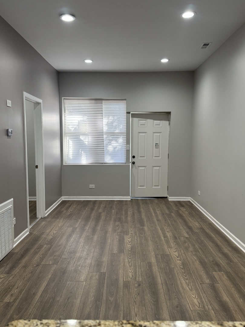 2812 South Trumbull Avenue, Unit 1 Chicago, IL 60623 - Photo 4 of 9