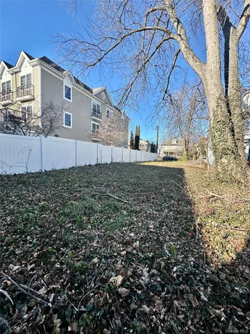 $200,000 | 25 Minerva Place, White Plains, NY 10601