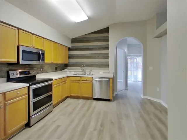 $2,159 | Undisclosed Address, Plant City, FL 33563