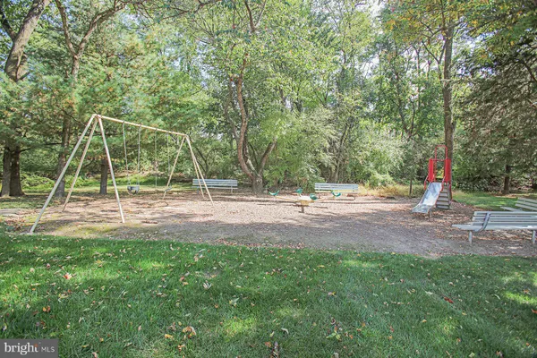 $335,000 | 15 Leicester Lane, Ewing, NJ 08628