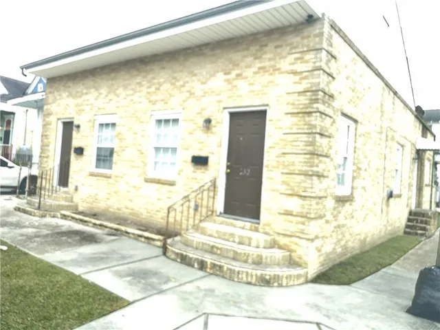 $1,250 | 532 Tupelo Street, New Orleans, LA 70117