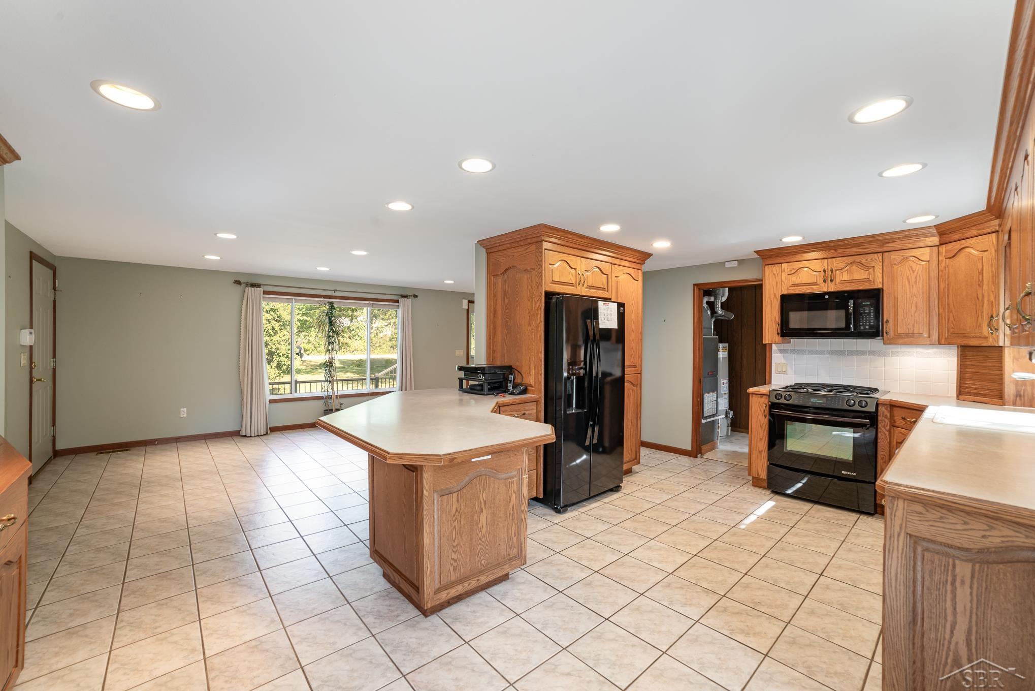 2084 East Coggins Road Pinconning, MI 48650 - Photo 7 of 45 Gallery Image 7