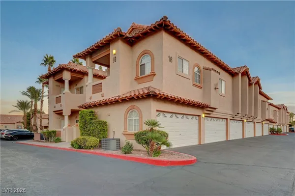 $328,000 | 2925 Wigwam Parkway, Unit 1621, Henderson, NV 89074