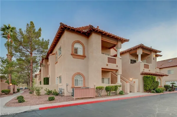 $328,000 | 2925 Wigwam Parkway, Unit 1621, Henderson, NV 89074