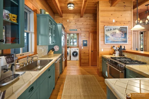 $3,900,000 | 2063 Thorndyke Road, Port Ludlow, WA 98365