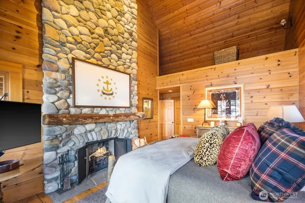 $3,900,000 | 2063 Thorndyke Road, Port Ludlow, WA 98365