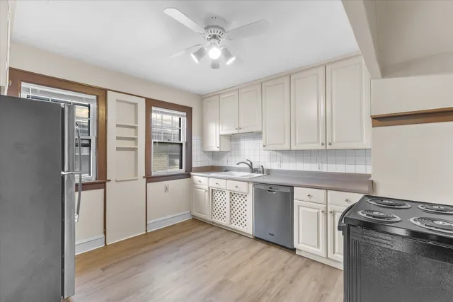 $399,000 | 3731 North Morris Boulevard, Unit 3733, Shorewood, WI 53211