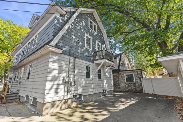 $399,000 | 3731 North Morris Boulevard, Unit 3733, Shorewood, WI 53211