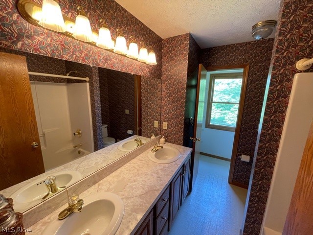 3579 Southern Road Richfield, OH 44286 - Photo 14 of 21 2nd floor bathroom