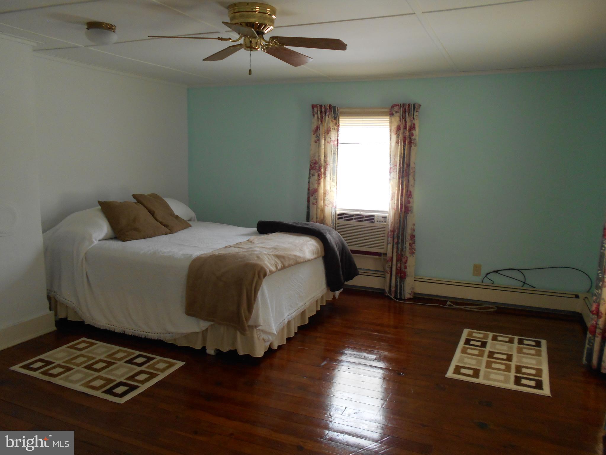 5841 Hudson Wharf Road Cambridge, MD 21613 - Photo 14 of 46 Second floor # 2 bedroom