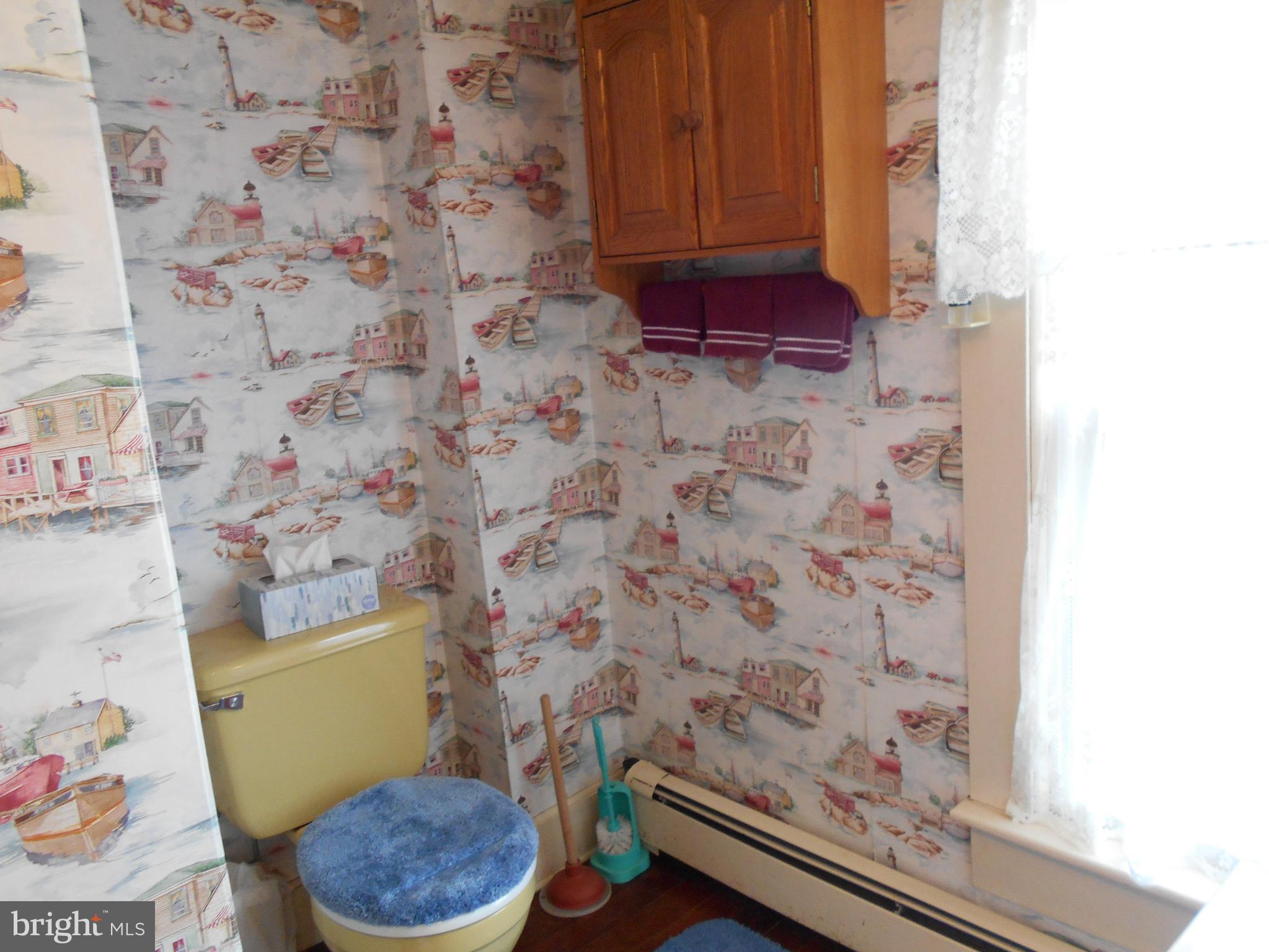 5841 Hudson Wharf Road Cambridge, MD 21613 - Photo 21 of 46 Second floor full bath