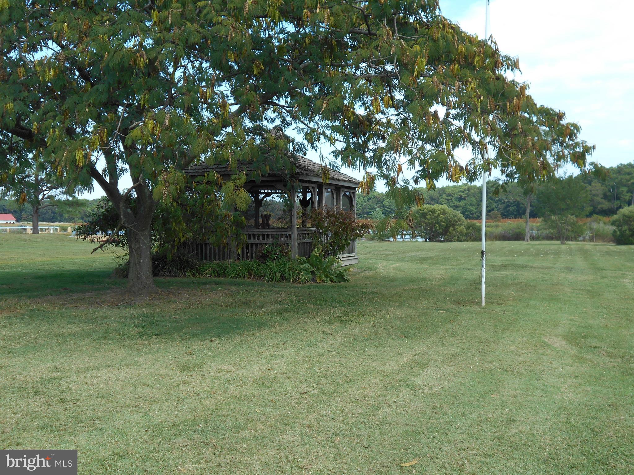 5841 Hudson Wharf Road Cambridge, MD 21613 - Photo 27 of 46 Gazbo
