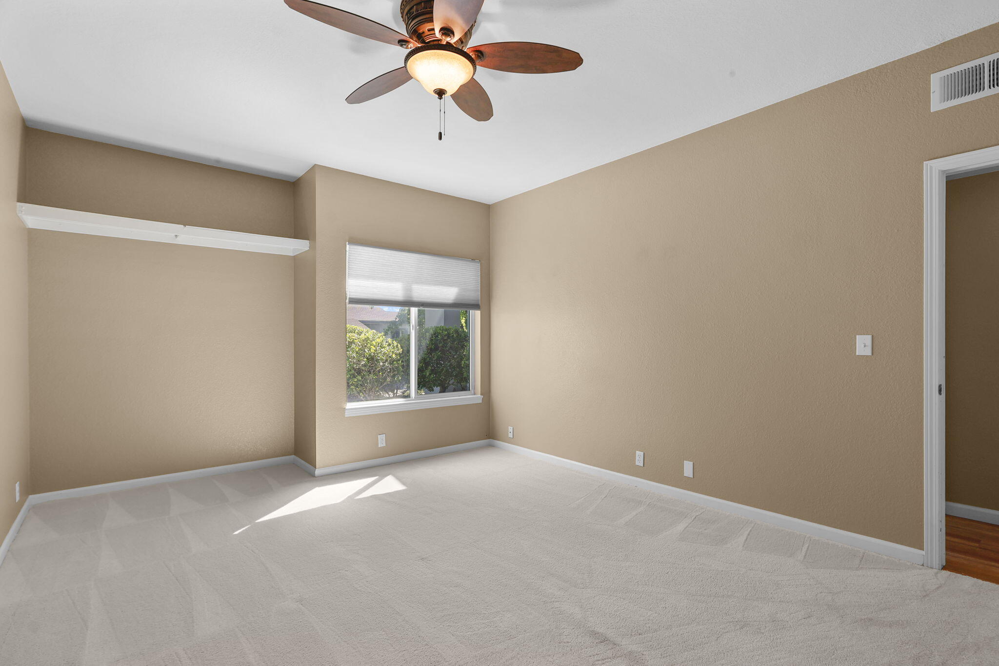 488 Ridgecrest Trail, Unit 131 Redding, CA 96003 - Photo 21 of 52 20-web-or-mls-_K3A9049