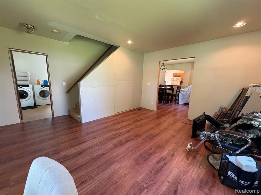 208 East Mill Street Capac, MI 48014 - Photo 11 of 26