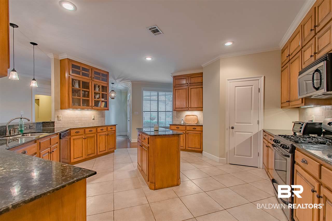 30782 Pine Court Daphne, AL 36527 - Photo 8 of 35