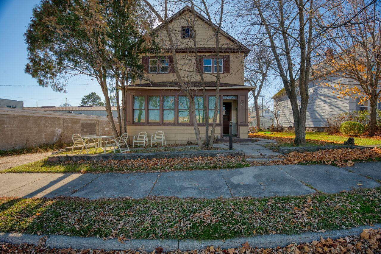 13 1st Street Southwest Chisholm, MN 55719 - Photo 1 of 60