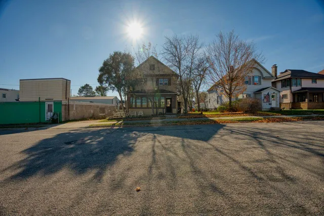 $215,000 | 13 1st Street Southwest, Chisholm, MN 55719