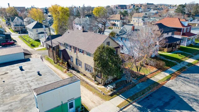 $215,000 | 13 1st Street Southwest, Chisholm, MN 55719