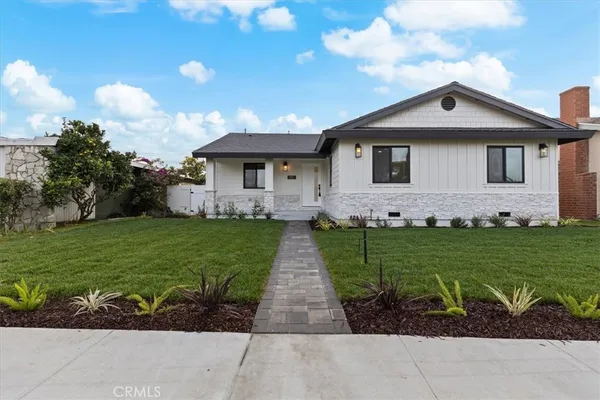 $6,150 | 23217 Anza Avenue, Torrance, CA 90505