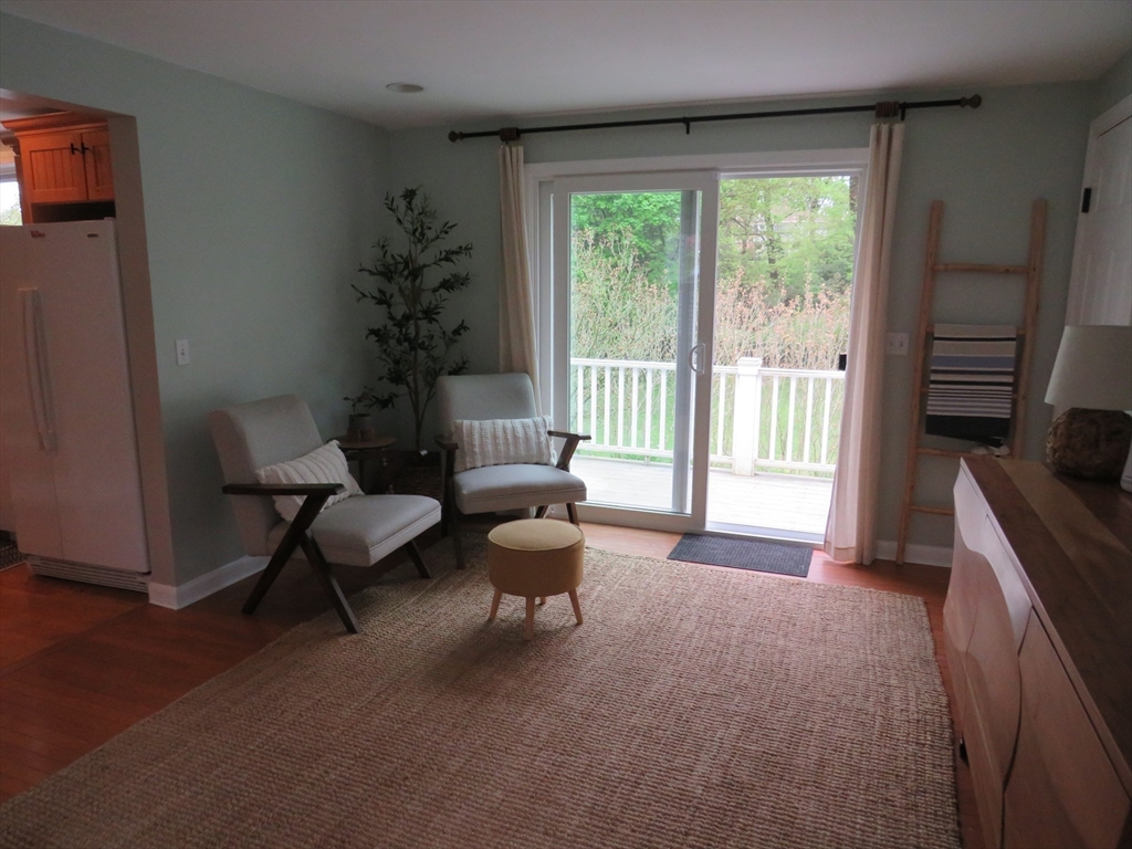4 Marguerite Road Walpole, MA 02081 - Photo 12 of 30 Gallery Image 12