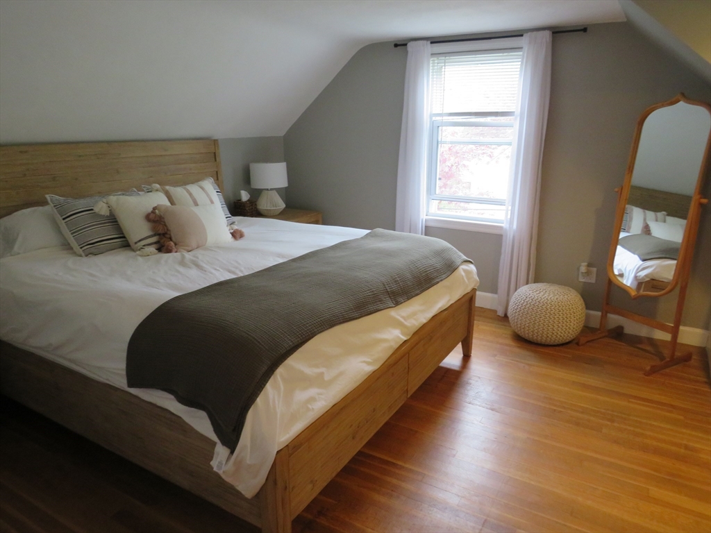 4 Marguerite Road Walpole, MA 02081 - Photo 18 of 30 Gallery Image 18