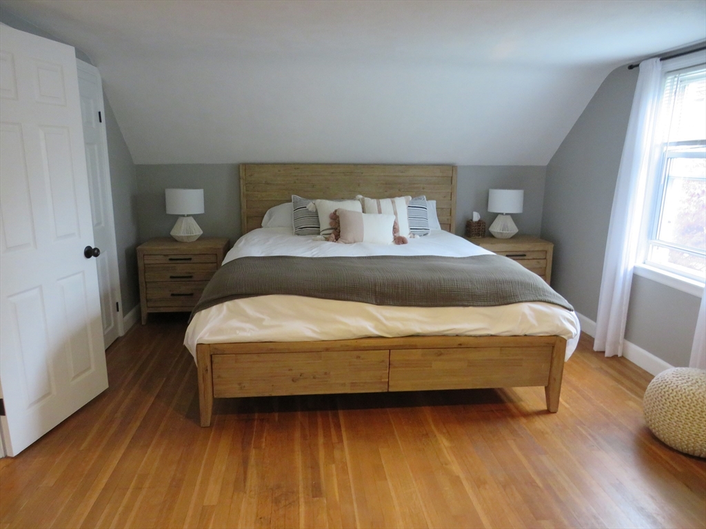 4 Marguerite Road Walpole, MA 02081 - Photo 20 of 30 Gallery Image 20