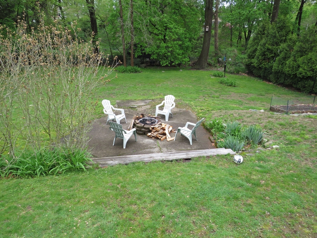 4 Marguerite Road Walpole, MA 02081 - Photo 28 of 30 Gallery Image 28
