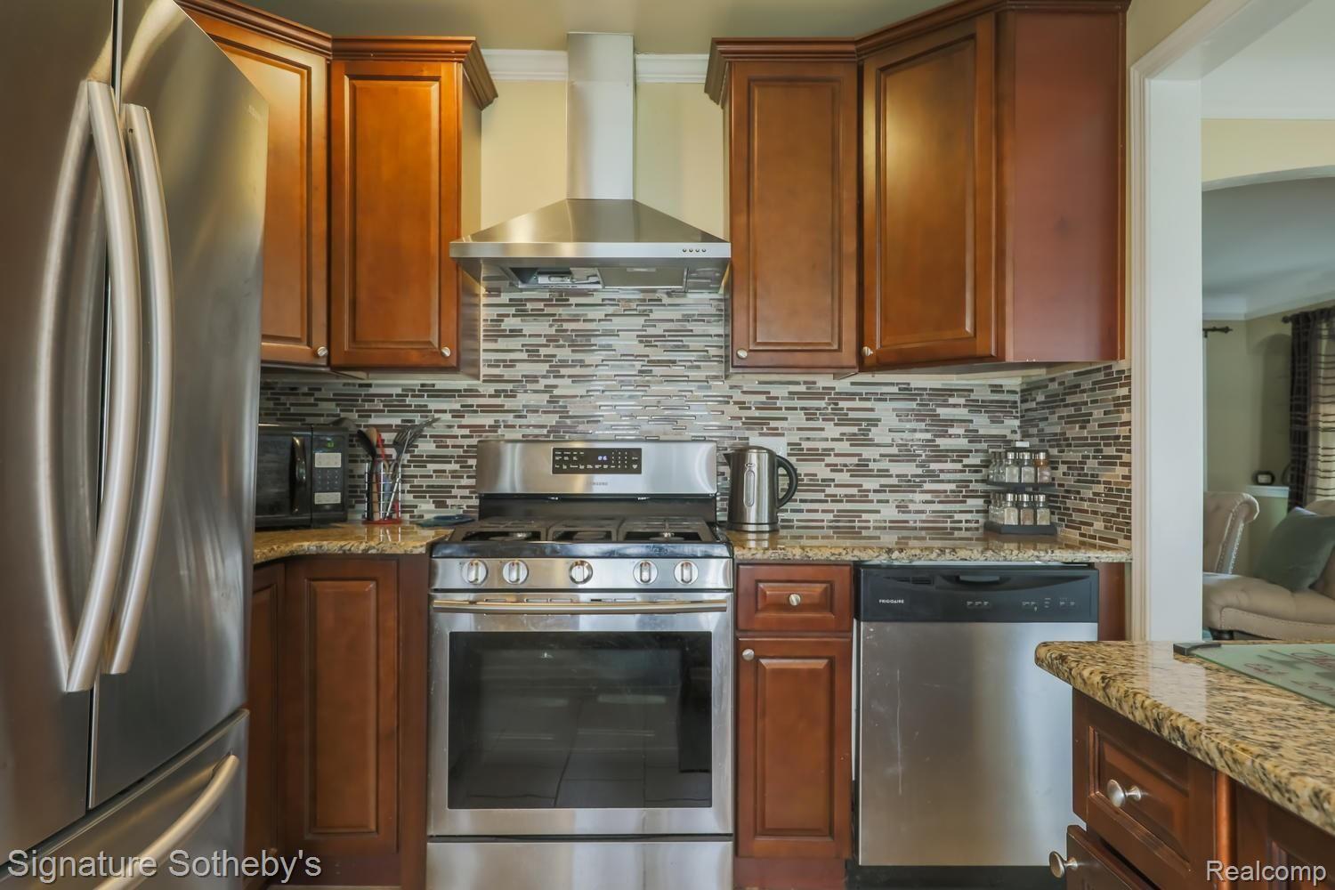 1380 Vernier Road Grosse Pointe, MI 48236 - Photo 11 of 37 1380 Vernier Rd Grosse Pointe-large-015-016-untitled 15 of 37-1500x1000-72dpi.jpg
