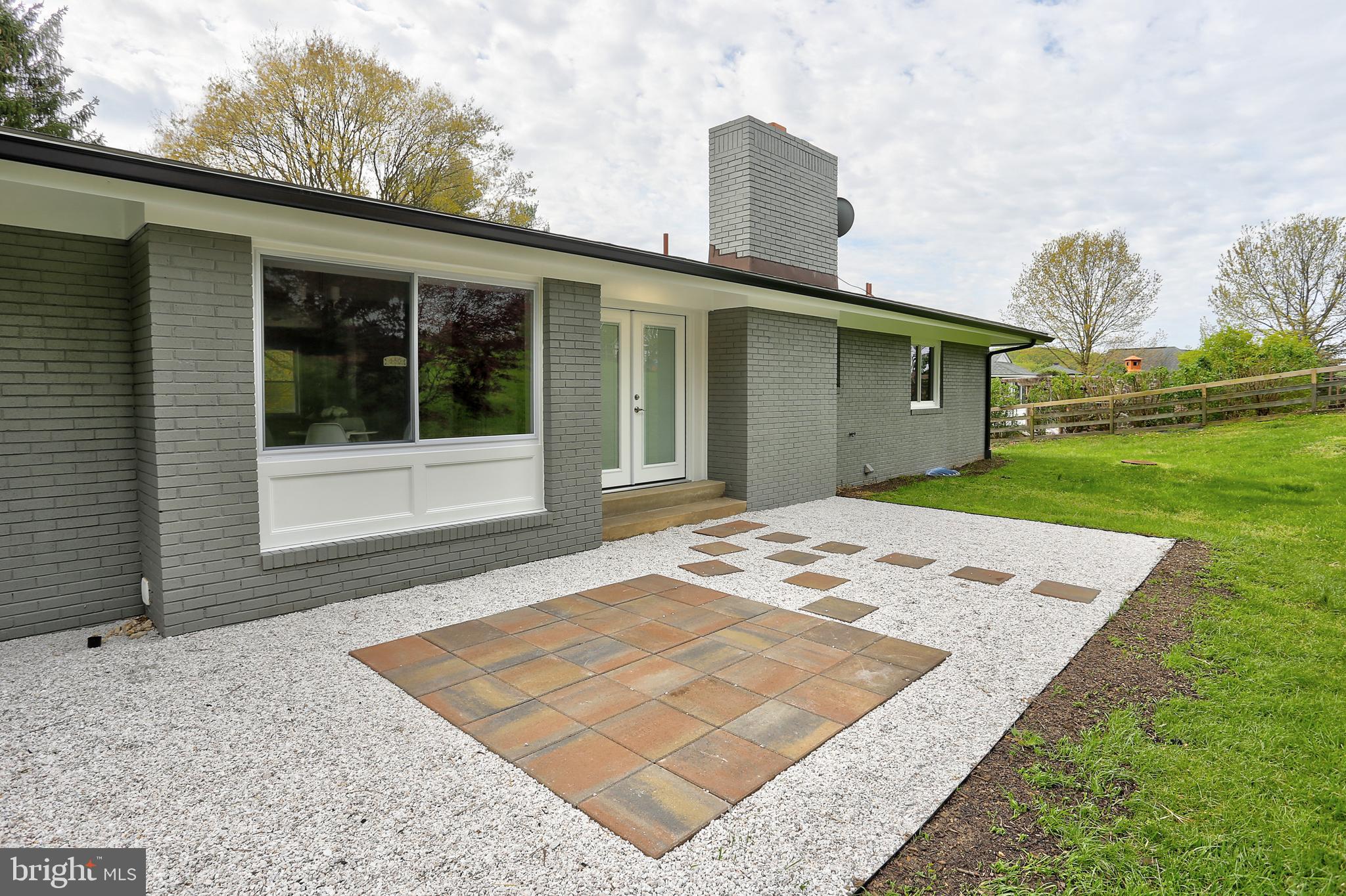 13649 Highland Road Clarksville, MD 21029 - Photo 39 of 56 NEW STONE PATIO AREA